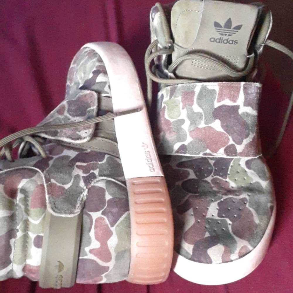 Adidas tubular